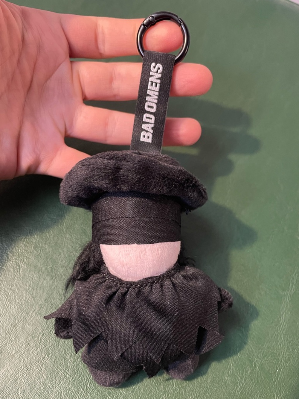 Bad Omens Do You Feel Love 2026 Tour Blind Mystery Box Spector Keychain Pop Up